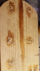 EJdesigns reparation af huller i træ blanding i huller